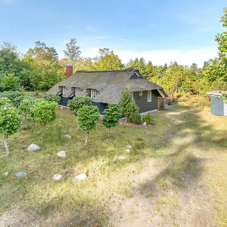 Holiday home Strahatten Glesborg